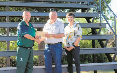 KKS skenk R30 000 vir Oudtshoorn se pawiljoendak